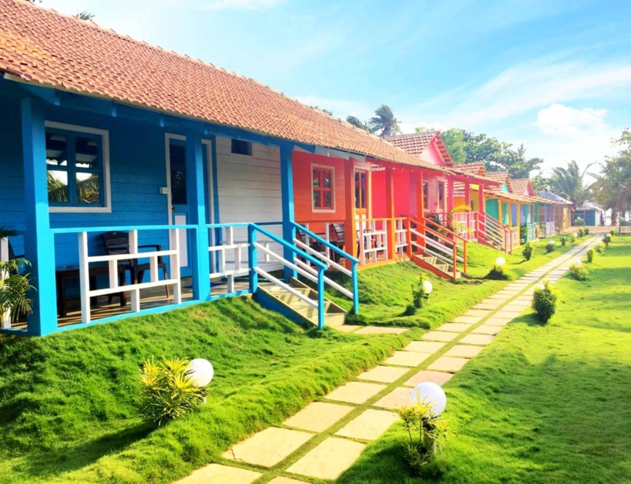 Morjim Queen Beach Resort 外观 照片